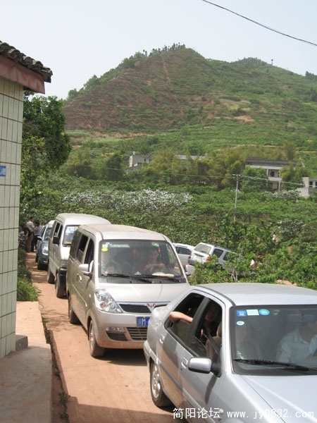 02.jpg