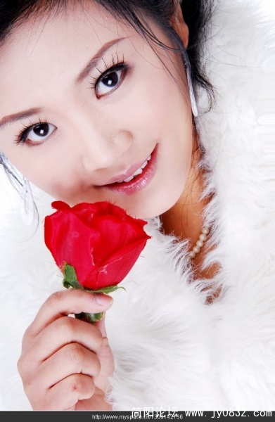 安妮.jpg