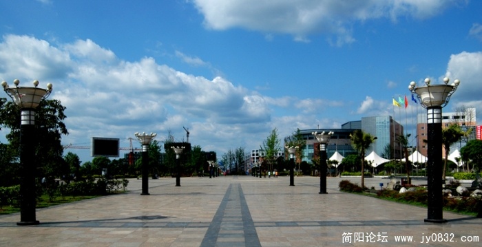 《文化广场01》陶继勇摄影 拷贝.jpg