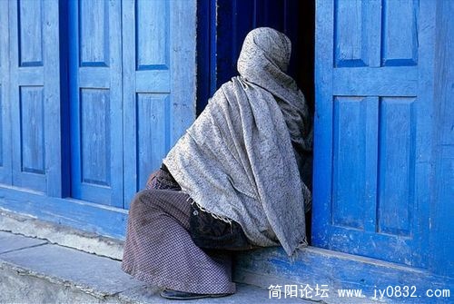 1518821_country_geography_blue11.jpg