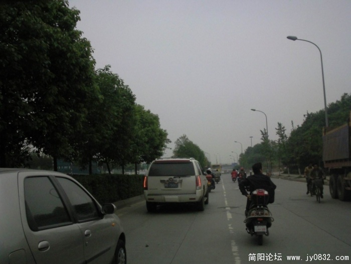 遭了，爆机婆撵不上去了
