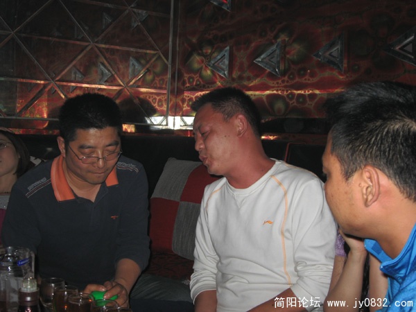 05.jpg
