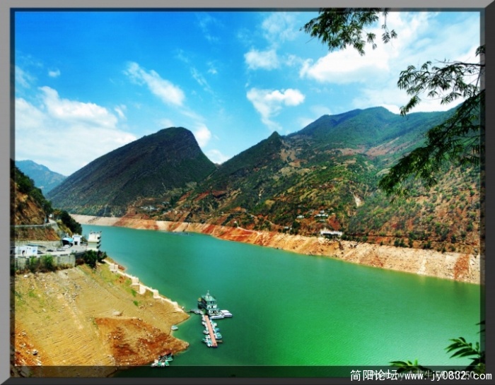 库岸