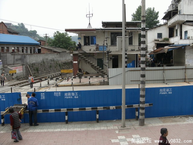 2009.5.13今日建设路 024.JPG