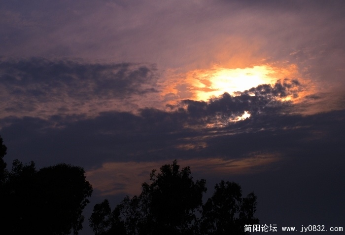 雨云..jpg