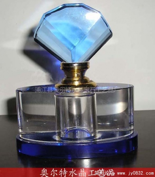 0,0,419,178,587,671,03d82d2e[1].jpg