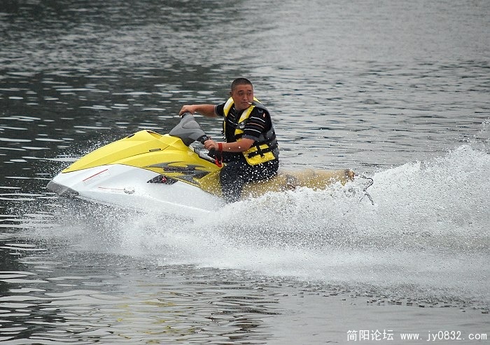 水上摩托.4.jpg
