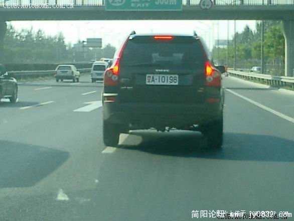 020_9442480_.jpg