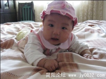 罗叶儿成长照片之5个月