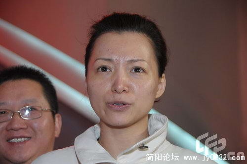 央视主持人１.jpg