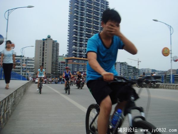 害羞的boy