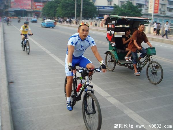 健美男