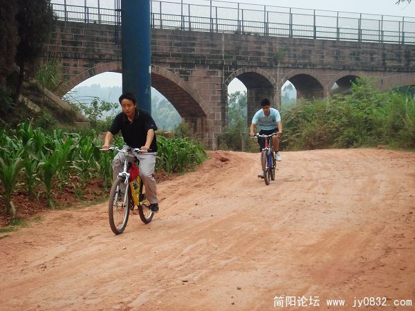 我落后，我自豪