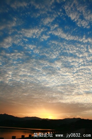 三岔晚霞