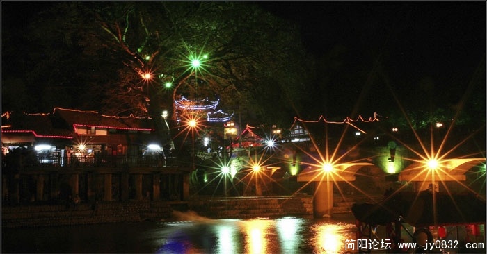 万家灯火七彩夜.jpg