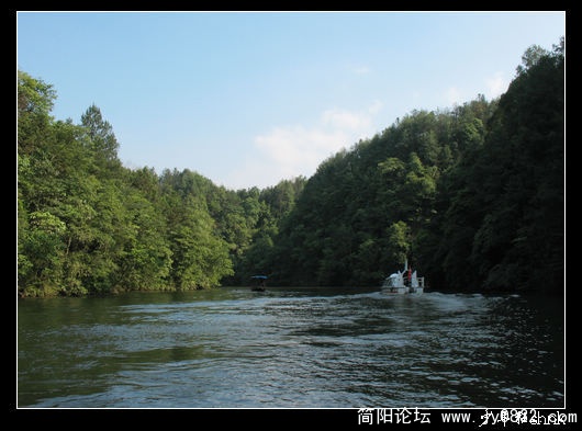 四面山大洪海.jpg