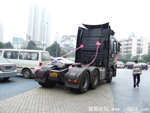 xin_332110504140100081248.jpg