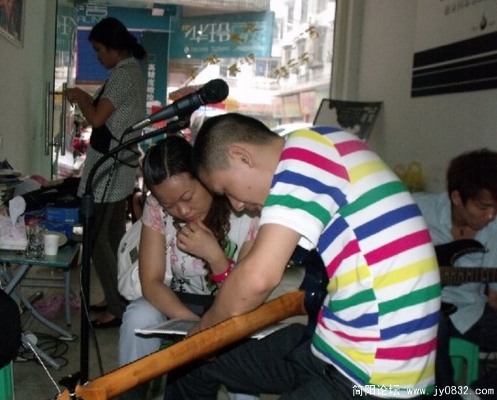 tangqiang.jpg