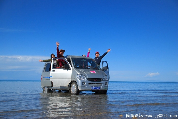 我们的车车，由资阳的驾车技术高强、经验丰富的国企司机“北狼”网友驾驶，面包在他手里几乎成了越野车。他 ...