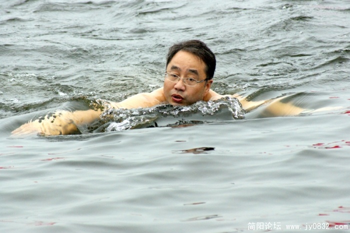 金蛇也拨清波(1).jpg