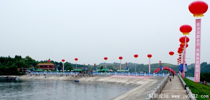 龙泉湖亲水节 (2).jpg