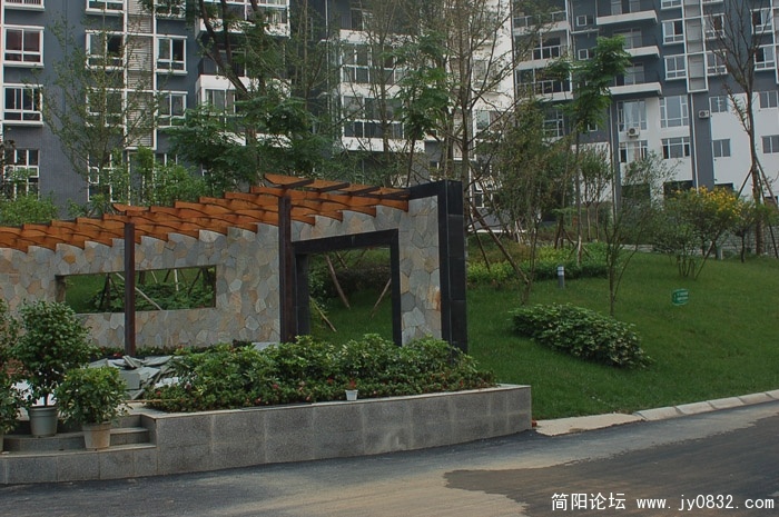 小区一角（必上）.JPG