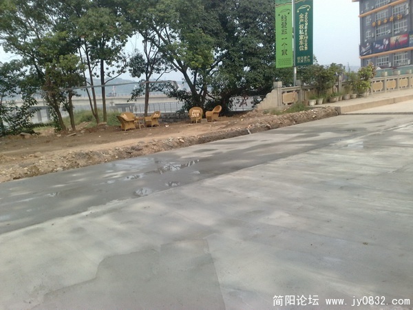 20090909070_调整大小.jpg