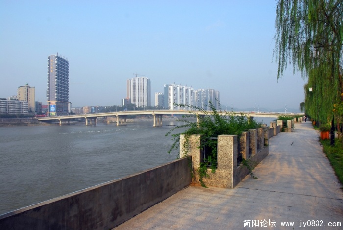 简阳市新滨江公园胜景 (5).JPG