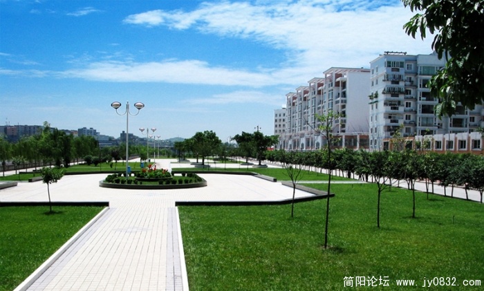 简阳滨江公园新貌 (3).JPG