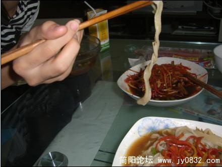 妈妈盘里还有.jpg