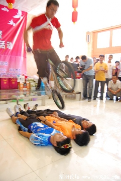 旋转 BigBull_DSC_0631.JPG
