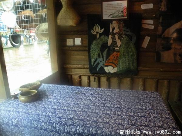 另外一个风格的酒吧.jpg