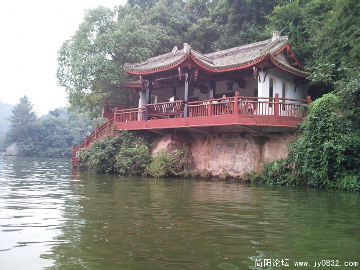 照片2393.jpg