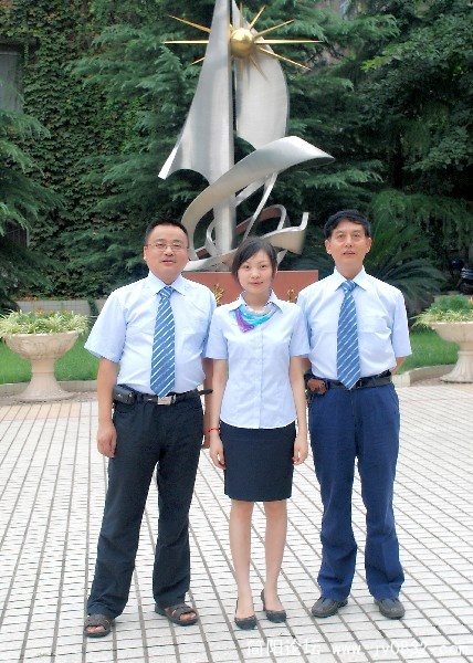 BigBull_12招生办.jpg