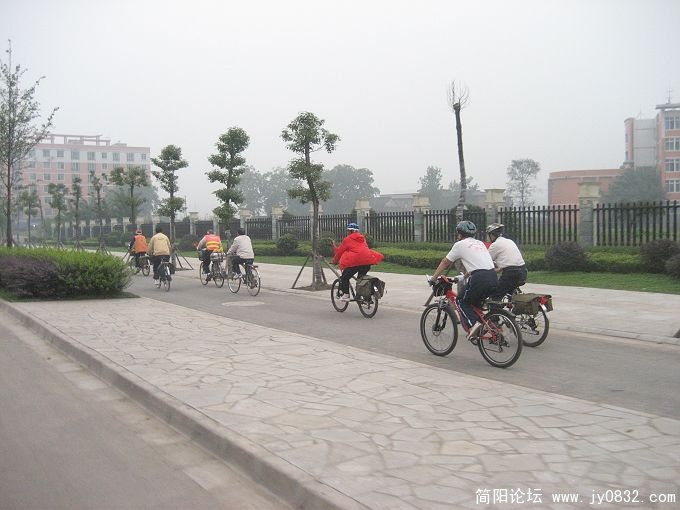 照片 201.jpg