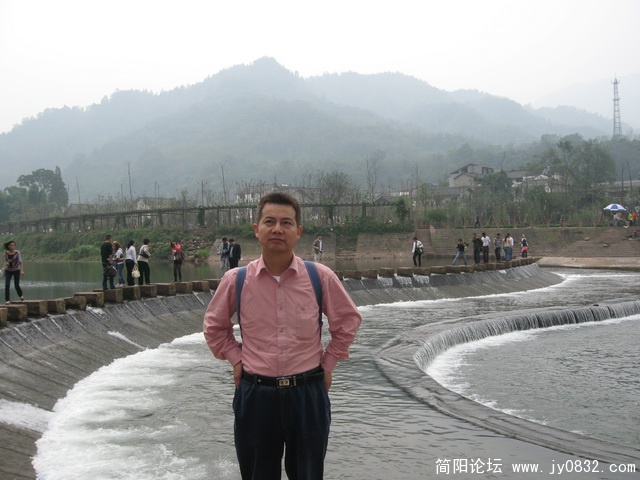 帅哥.jpg