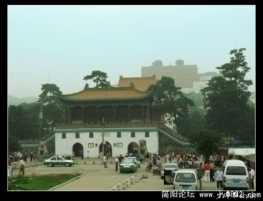 山 门.jpg