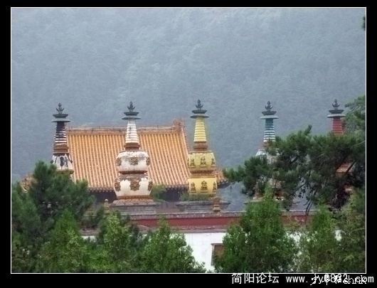 五塔门之五塔.jpg