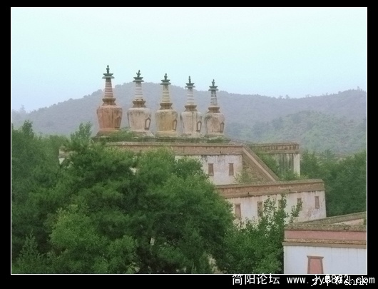 东五塔白台.jpg