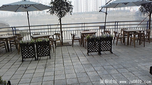 nEO_IMG_Image011.jpg