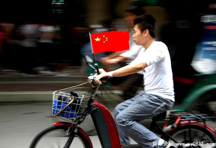 7·五星红旗我为你自豪.JPG