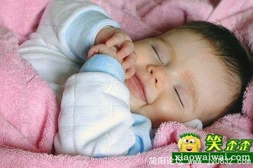第一次梦到＂她＂.jpg