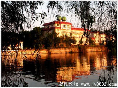 三岔湖晚霞3.JPG