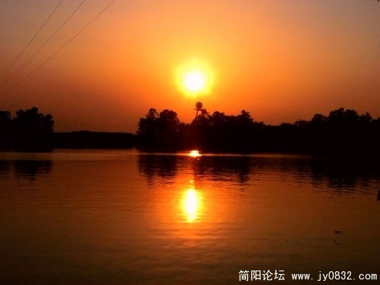 三岔湖晚霞4.JPG