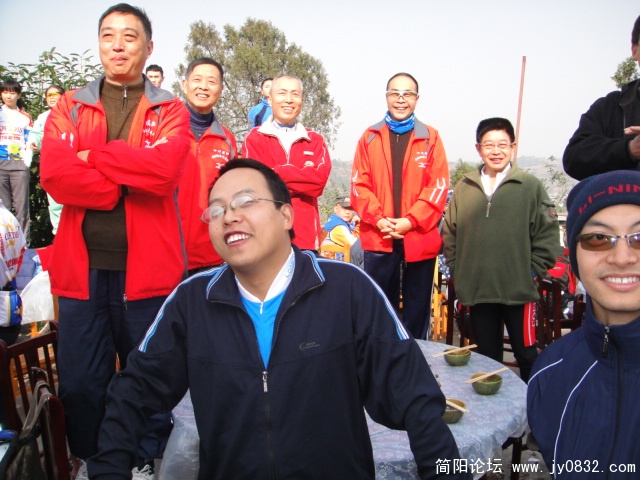 看有好高兴.