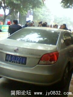 IMG0100A.jpg
