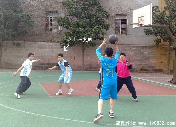 点上一支烟.JPG