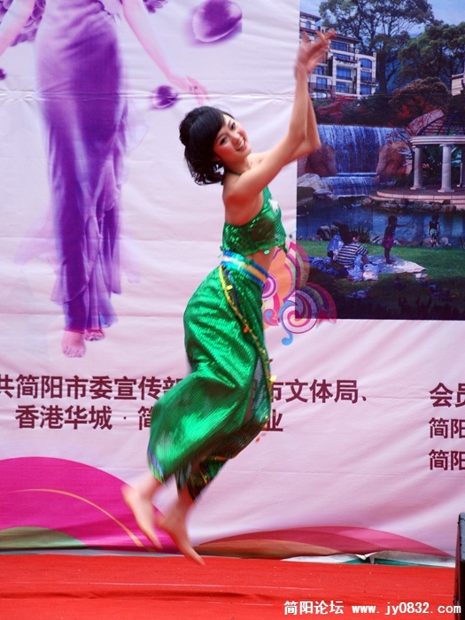 1001102316dc6dac22a6c2db41.jpg