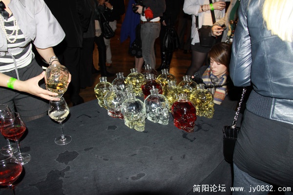 p_large_pVyQ_5595000087822d0c.jpg