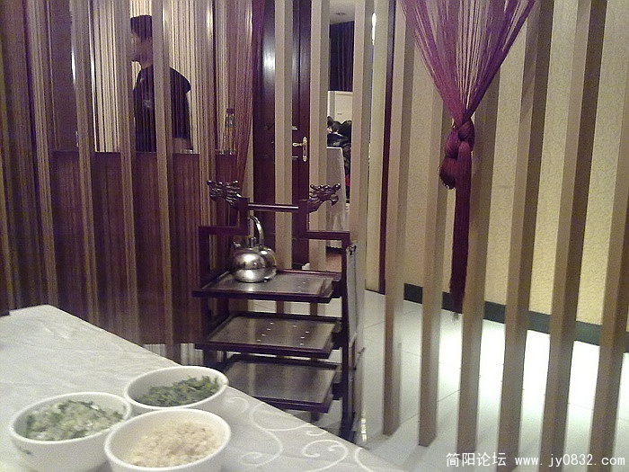 20100227663.jpg